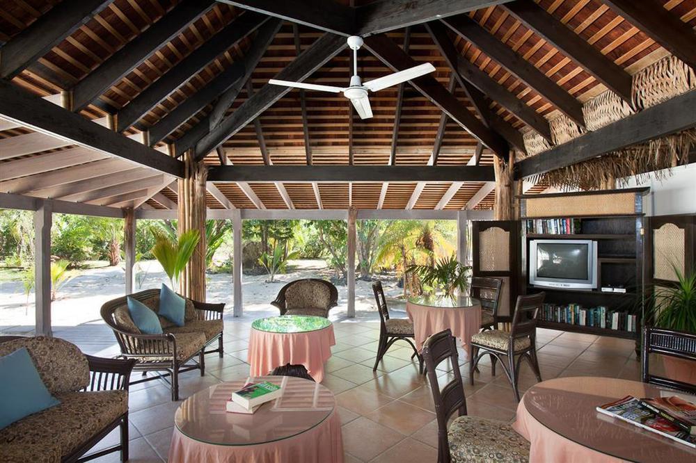 Coconut Beach Club Resort セントジョンズ レストラン 写真
