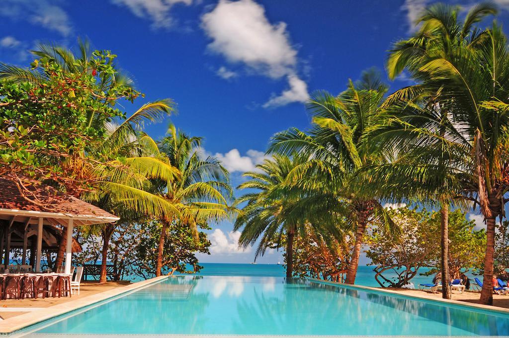 Coconut Beach Club Resort セントジョンズ エクステリア 写真